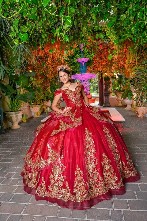 Fotografía profesional de quinceañera 34